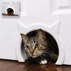 The Kitty Pass vue de face intégrée à une porte, esthétique et pratique