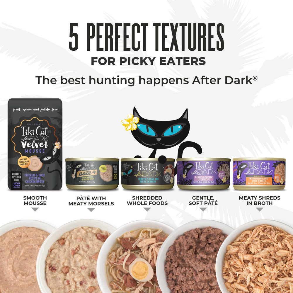 TIKI PETS chat mangeant au bol montrant acceptation et plaisir de la recette