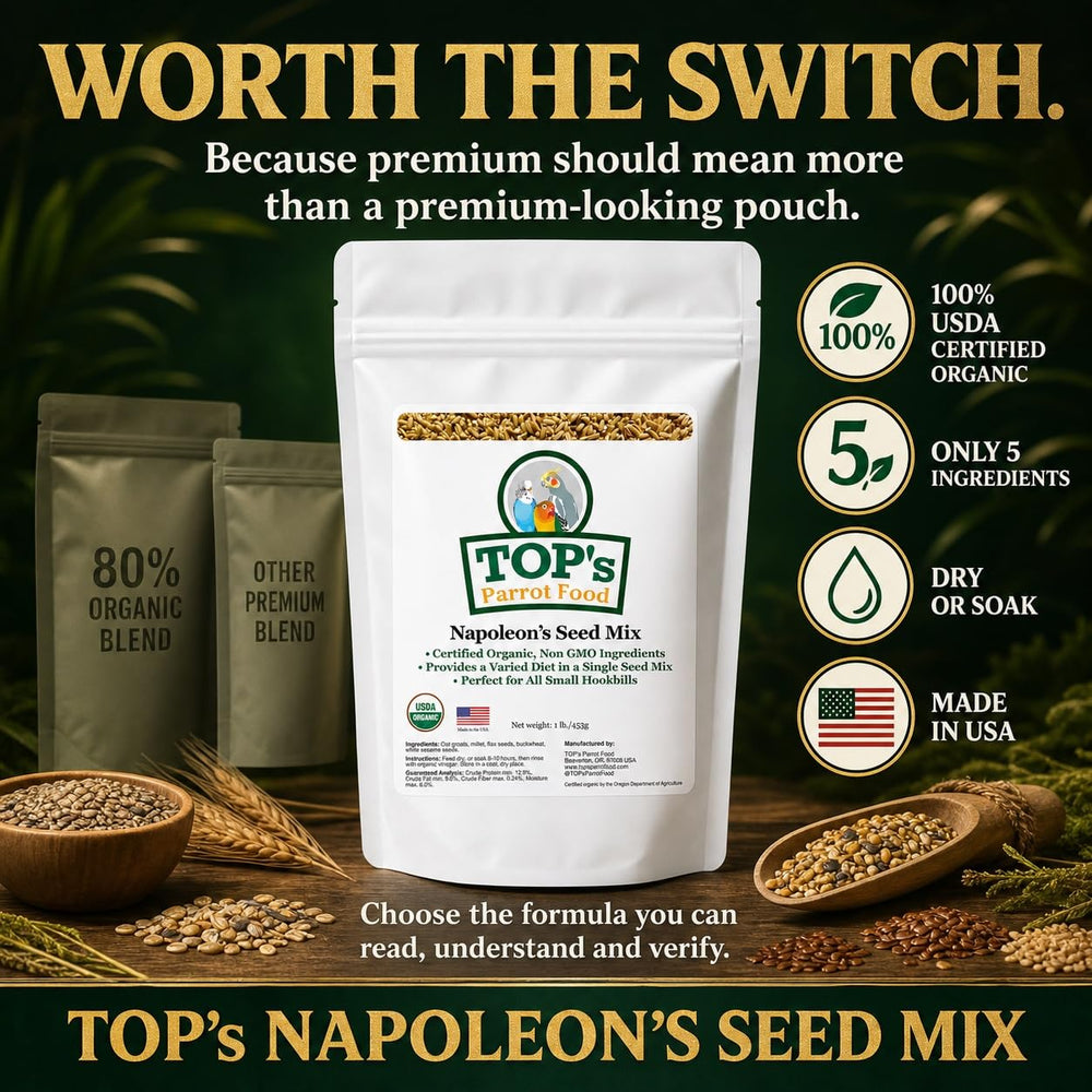 TOP's Parrot Food panneau comparatif sans soja ni maïs, mettant en valeur ingrédients propres