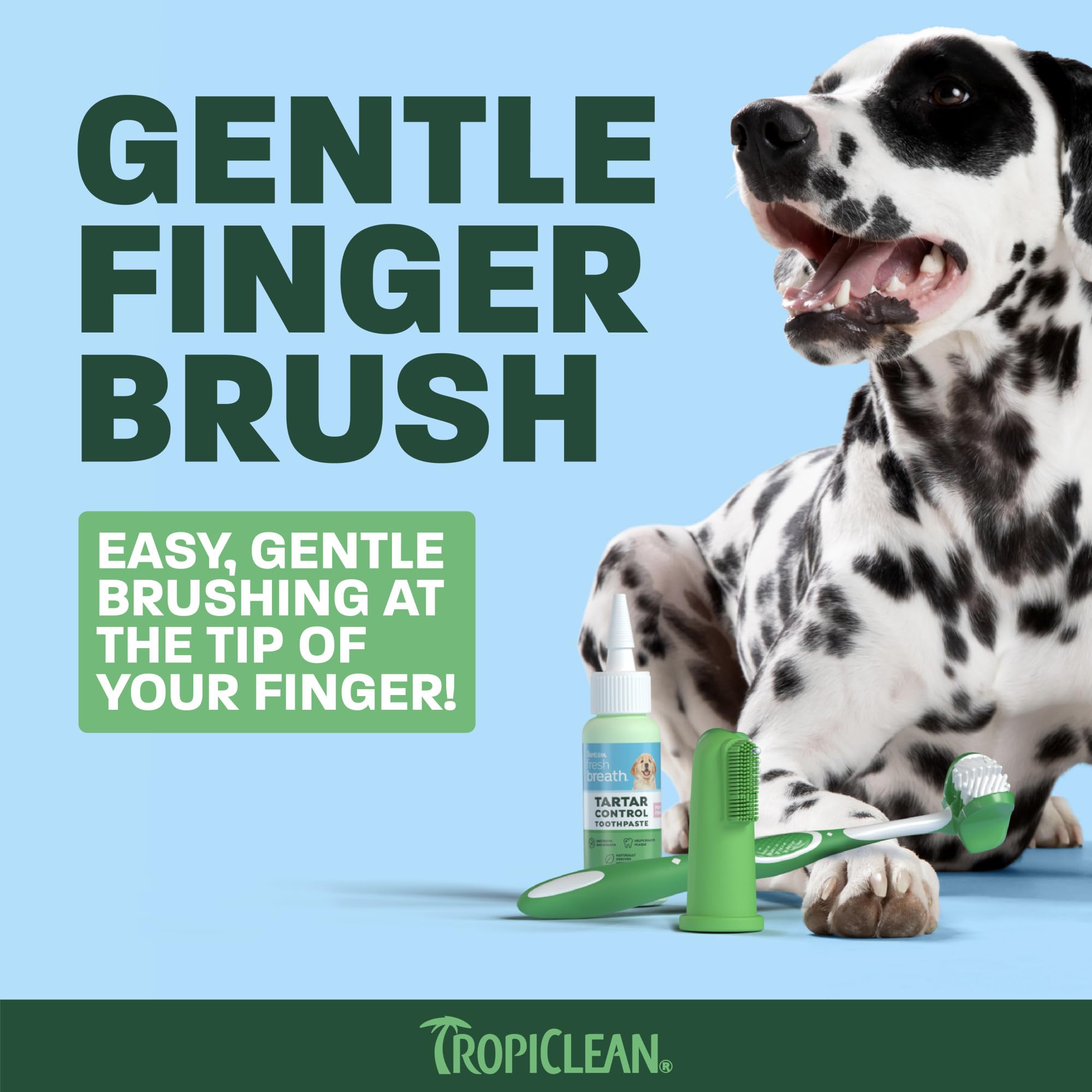 TropiClean brosse à doigt en usage offrant contrôle et contact rassurant