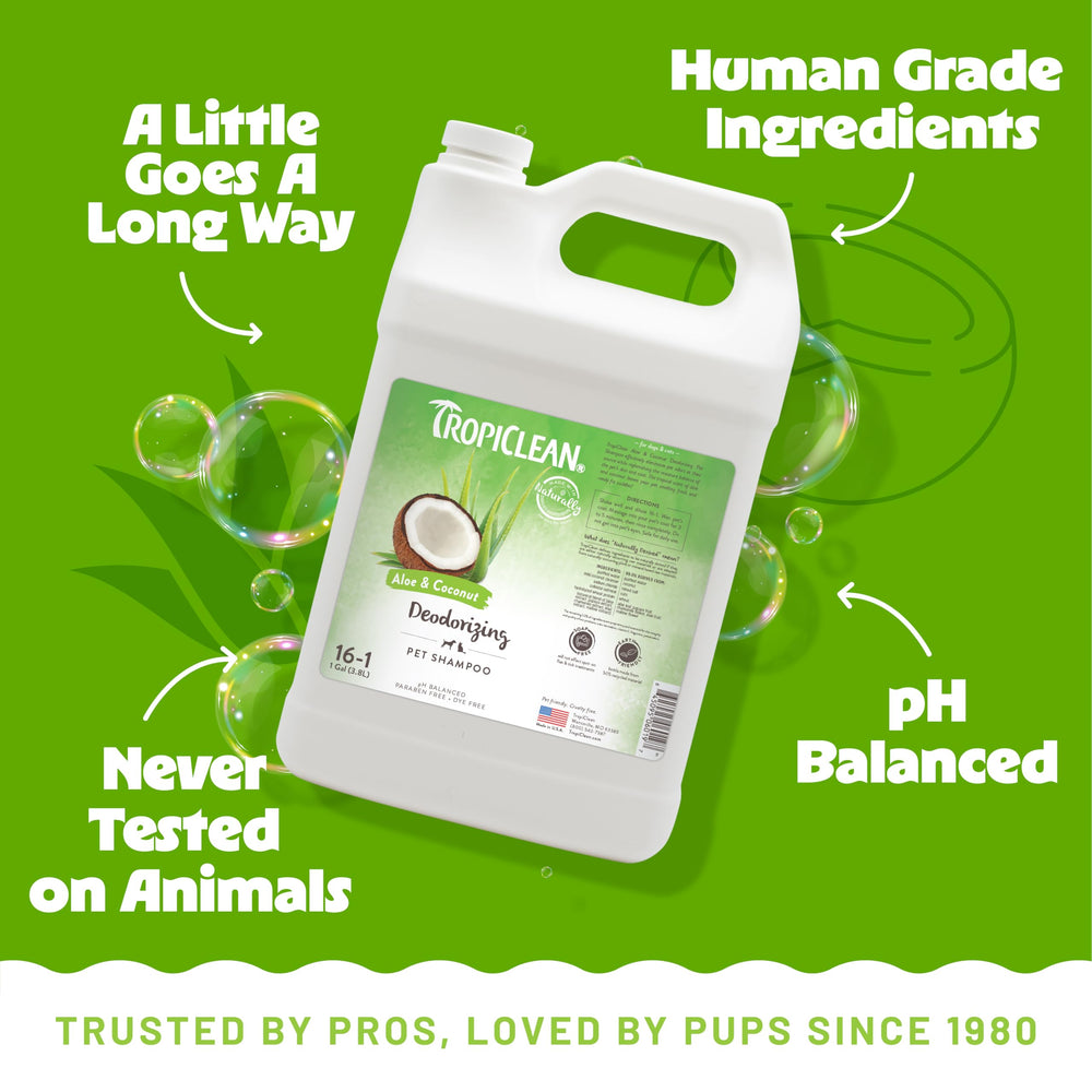 TropiClean utilisé pour laver un chien montrant efficacité et confort