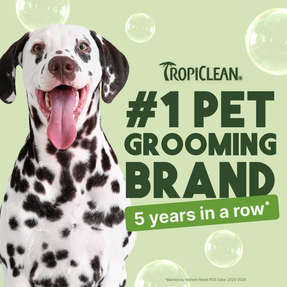 TropiClean utilisation pendant bain de chien pour enlever odeurs efficacement