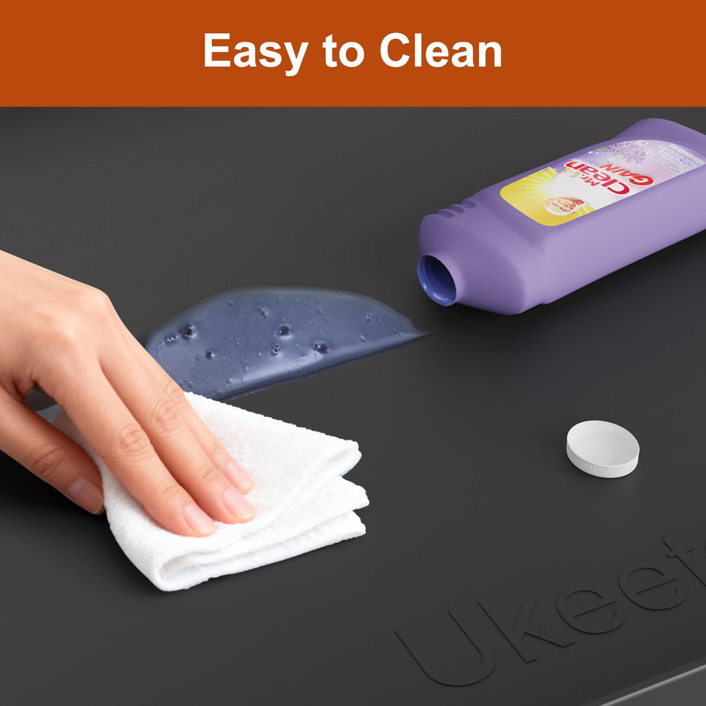 Ukeetap tapis comparé à une bouteille pour démontrer l'échelle