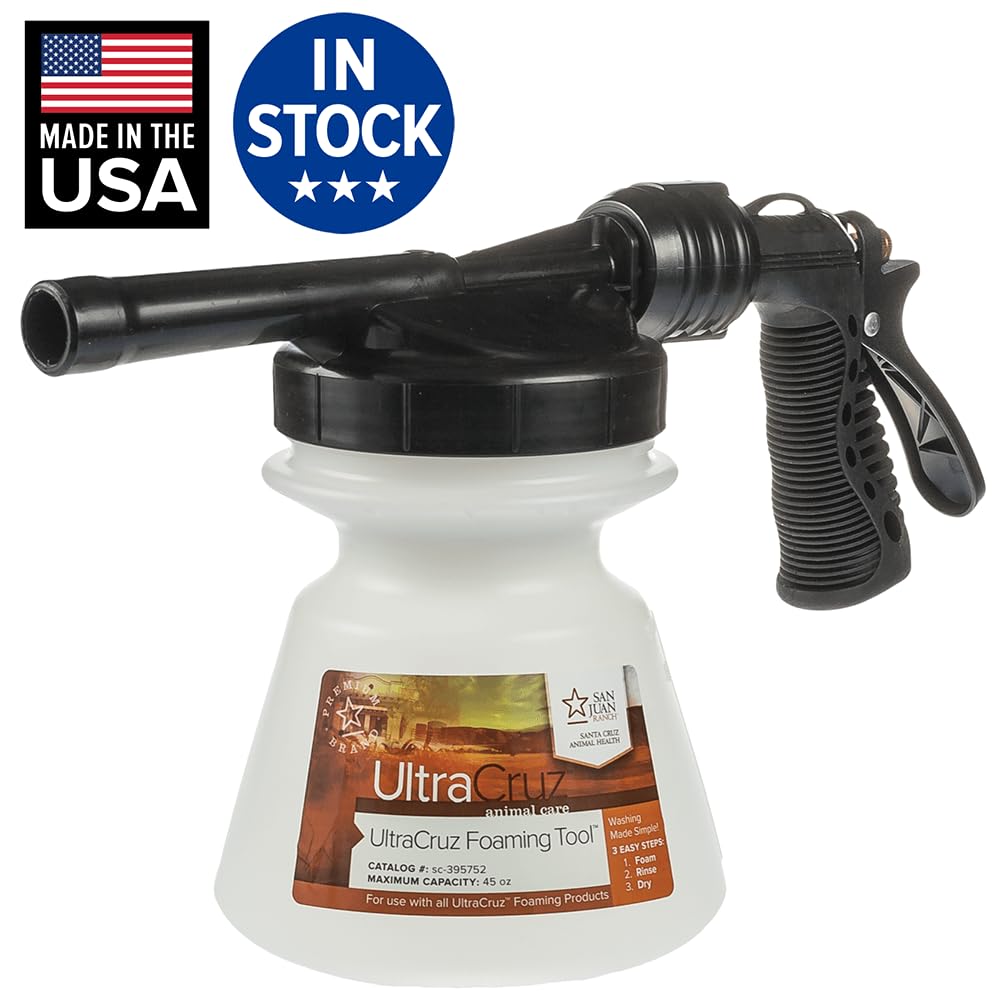 UltraCruz Foaming Tool comparaison taille avec main pour évaluer capacité