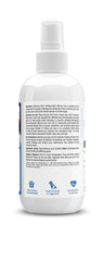 Vetericyn plus bouteille 8 oz posée à côté d'un objet pour évaluer l'échelle pratique