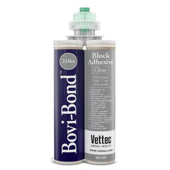 Vettec Bovi Bond cartouche avant montrant l'embout et application propre