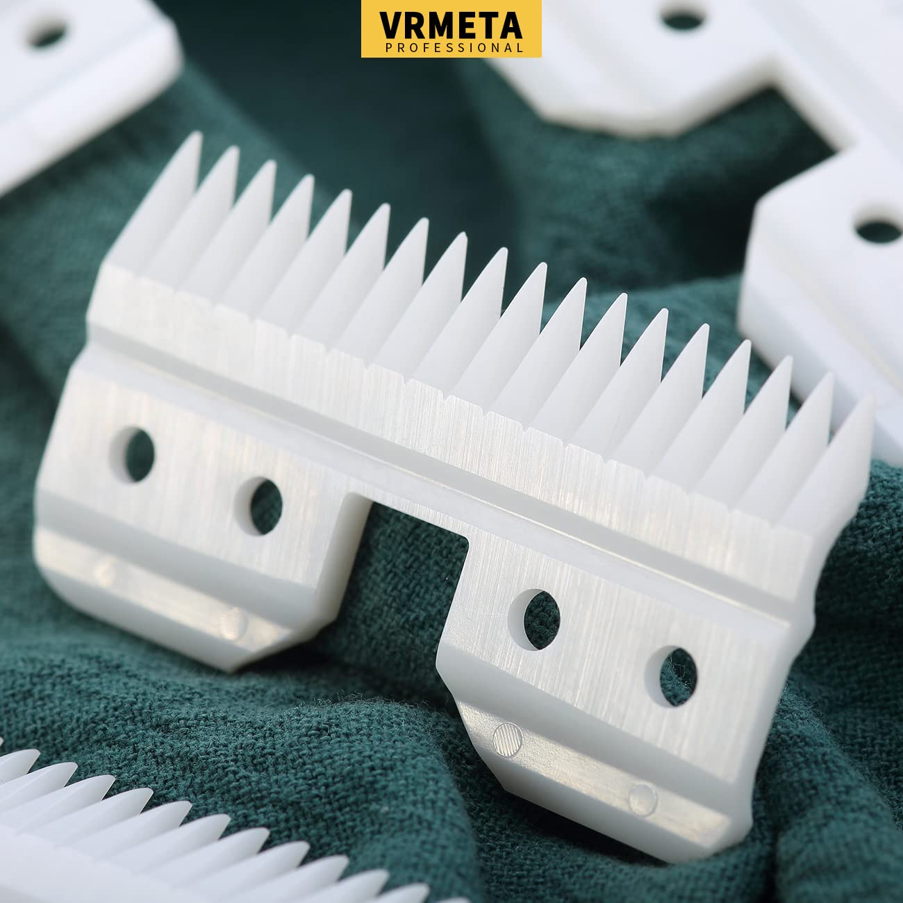 VRMETA cutter installé sur tondeuse Fast Feed démontrant compatibilité et gain