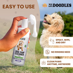 We Love Doodles mousse appliquée sur une patte pour nettoyage sans eau
