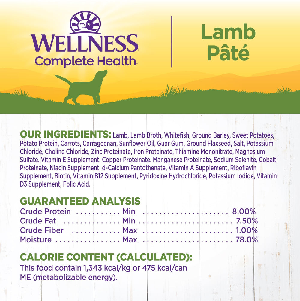 Wellness pâté comparaison taille de la boîte tenue en main pour évaluer portion