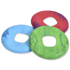 WEST PAW Seaflex Sailz en usage sur plage, illustre la flottabilité et le jeu actif avec chien