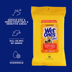 Wet Ones lingette ouverte montrant texture douce et absorption