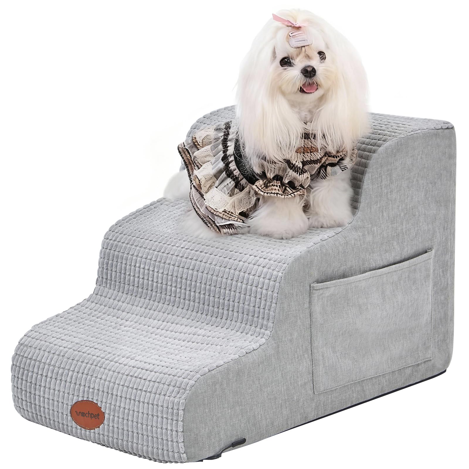 Woochpet scène de vie salon escalier discret intégré au mobilier moderne