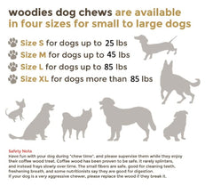 Woodies Dog Chews en main illustrant échelle et taille L pratique