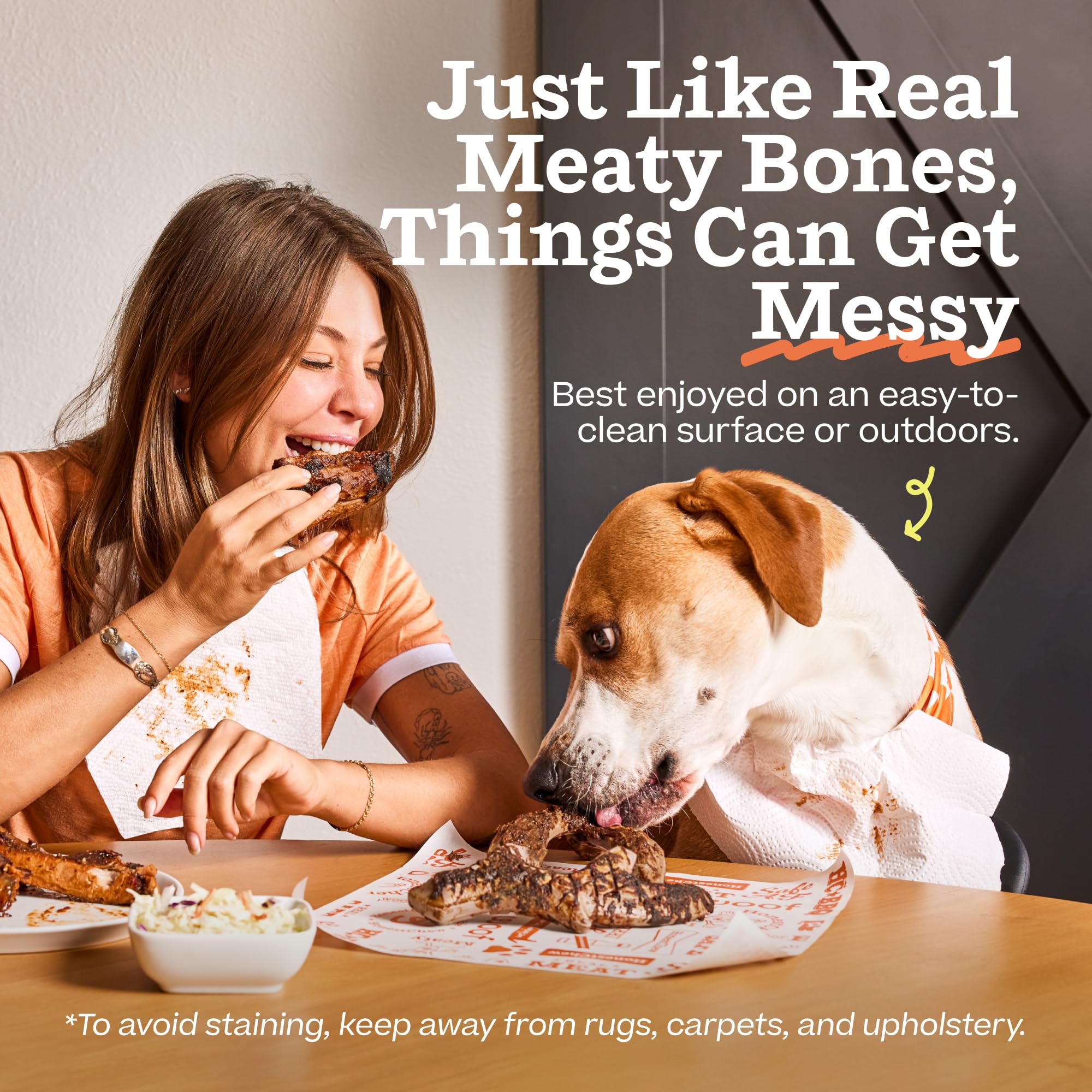 WOOF HonestChew Antler gros plan de la texture grillée offrant un goût prolongé