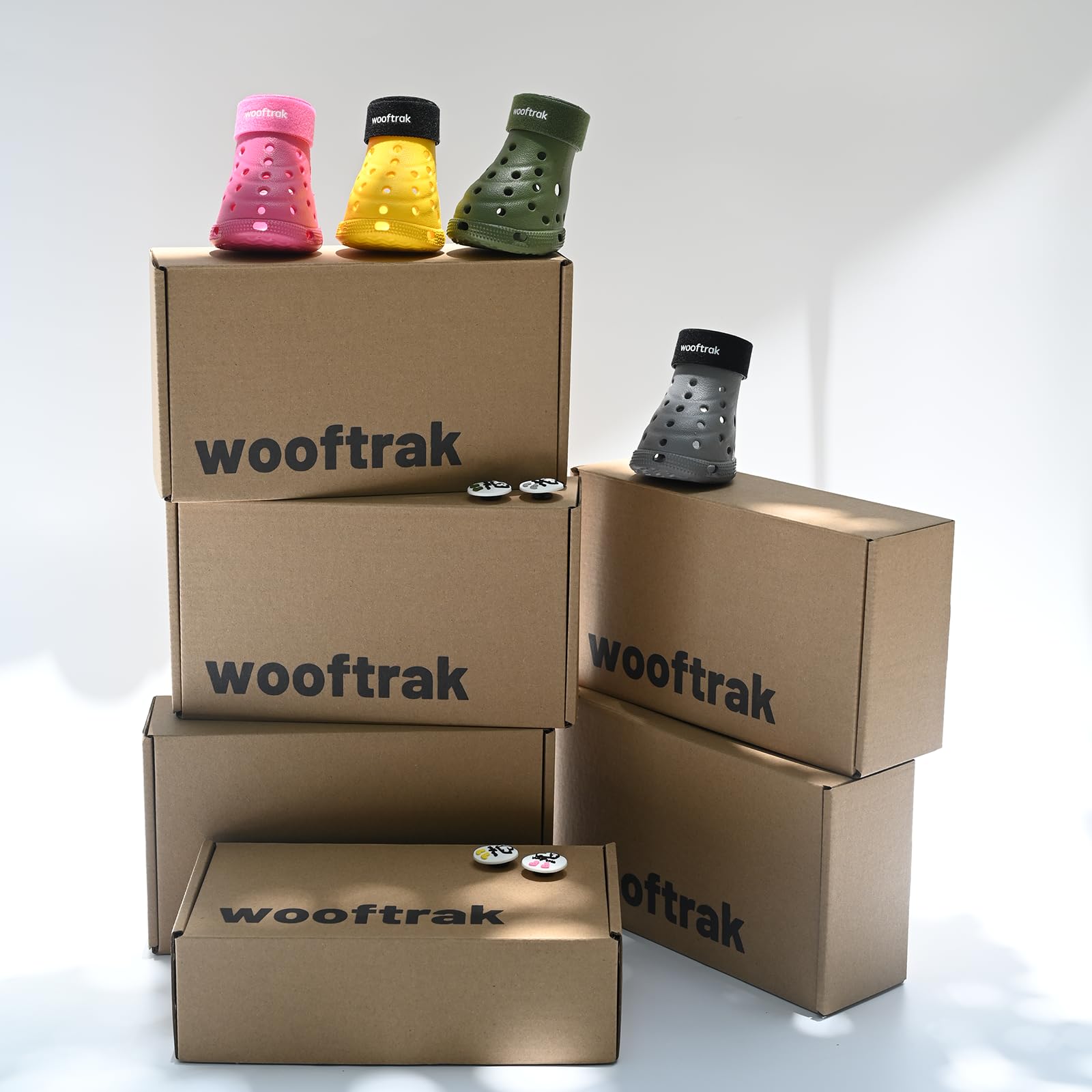 Wooftrak mise en scène lifestyle rose, style et protection visibles