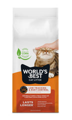 World's Best Cat Litter sac 32 lb posé près d'un bac, facilité de stockage