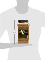 Xtreme Aquatic Foods granulés en main illustrant taille adaptée poissons