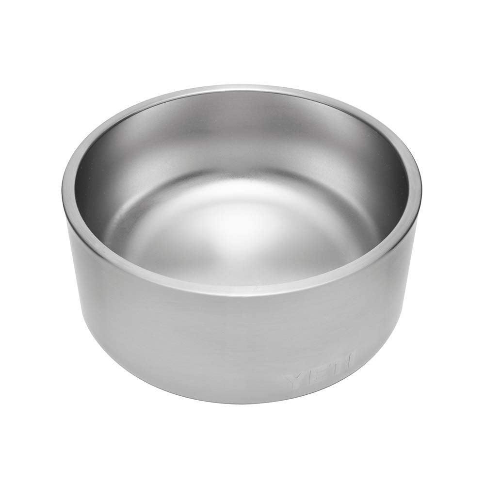 YETI Boomer gamelle en usage par chien large montre confort de repas