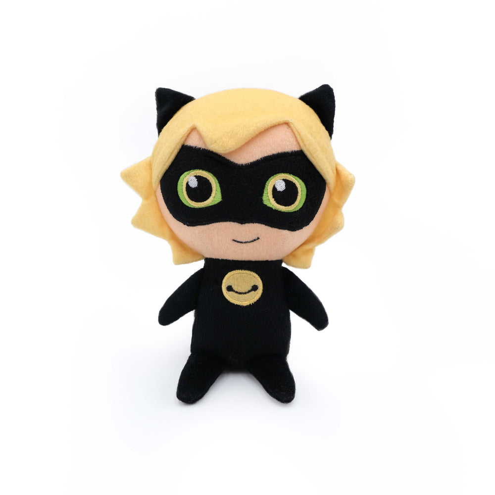 ZippyPaws Cat Noir vue de face montrant le design fidèle et l’attrait visuel