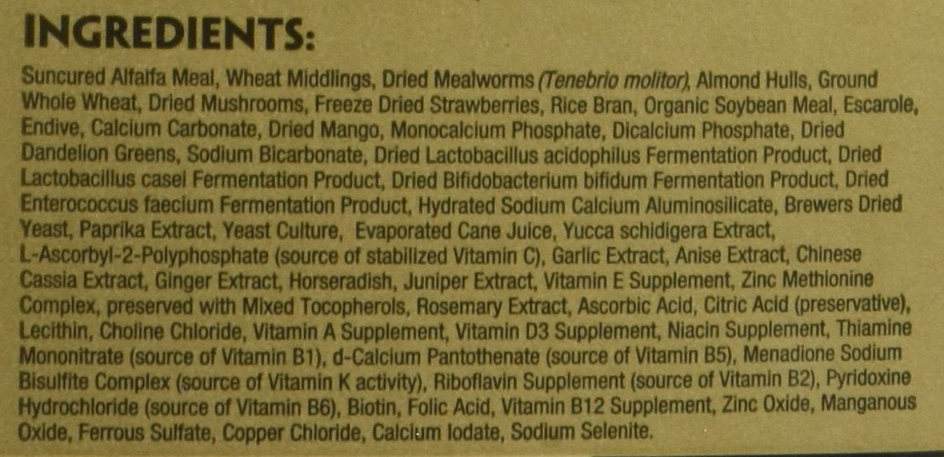 Zoo Med étiquette nutritionnelle visible montrant vitamines et origine USA