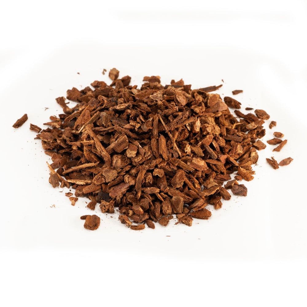 Gros plan de la texture d'écorce Zoo Med Reptile Bark montrant rétention d'humidité et surface absorbante